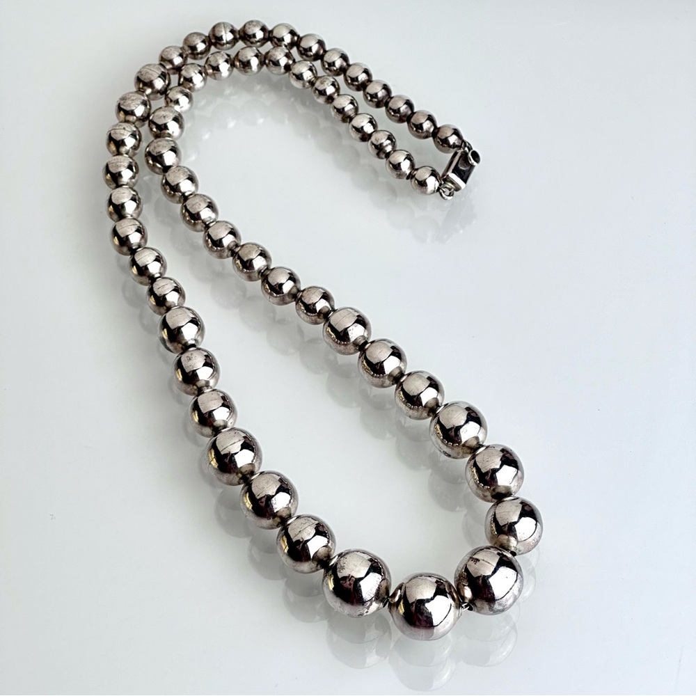 Taxco Mexico TM-226 925 Sterling Silver Graduated 24” Ball Bead Necklace